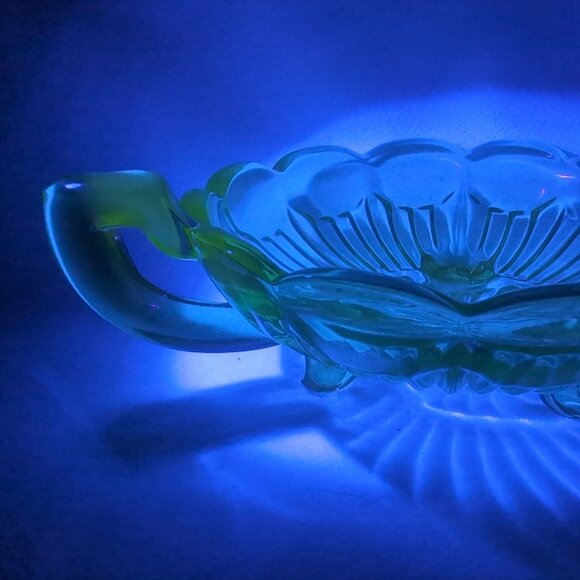 4 Set Depression Bowl Uranium Glass Pedestal Multicolor Black Green Pink Handle - Picture 15 of 15